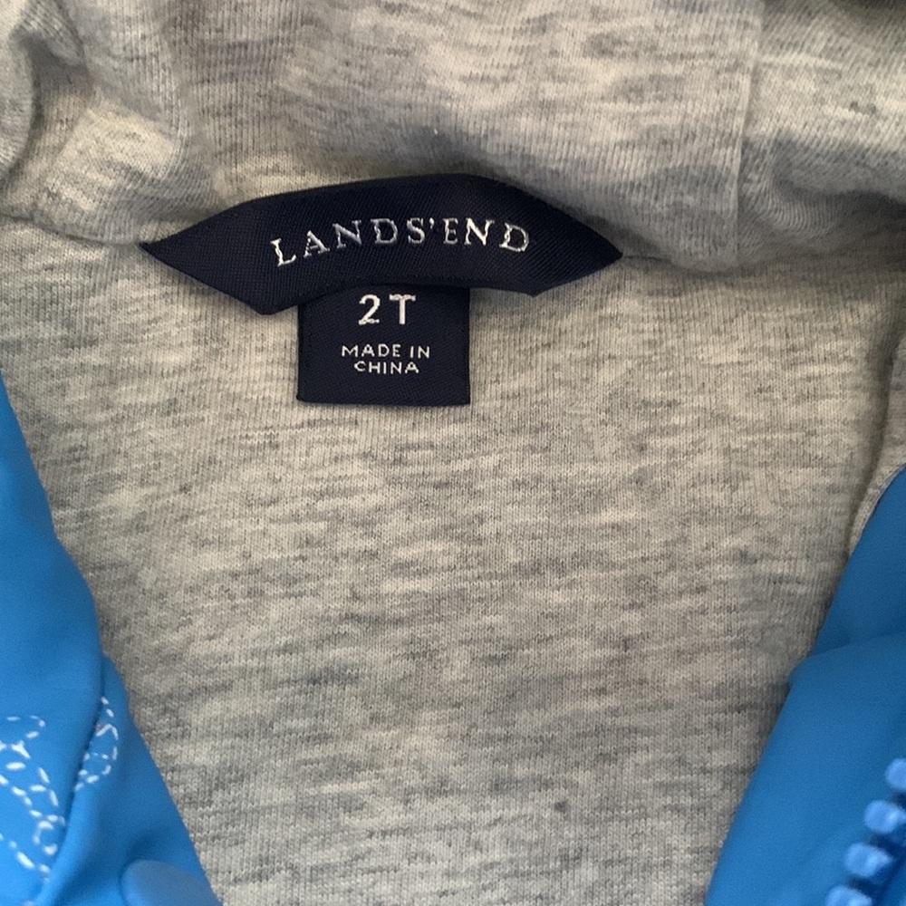 COPY - Lands end rain coat - Picture 2 of 4